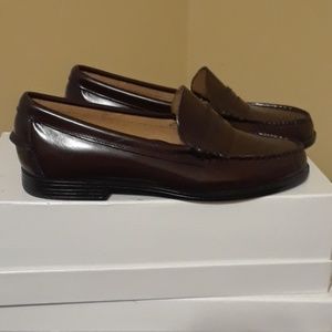 SEBAGO  - BROWN LOAFERS SIZE 7M